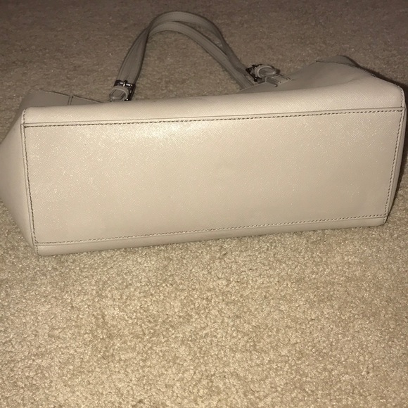 RESERVED Tory Burch Leather Tote - Picture 6 of 6